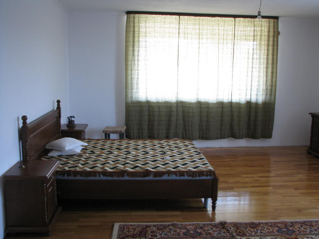 Hotel Casa Renti Novaci-Străini Habitación foto